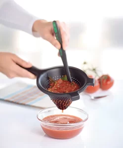 Strainerm
