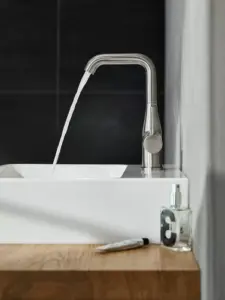 ESSENCE SINGLE LEVER BASIN MIXER L SIZE 1