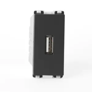 USB Charger Single 2.1A Black