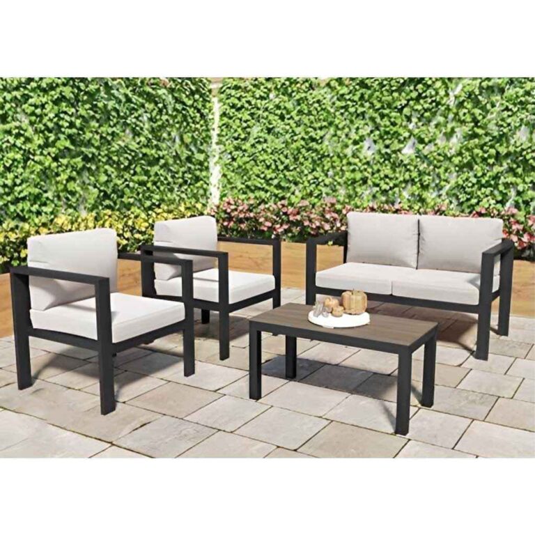Outdoor furniture set of 4 pieces